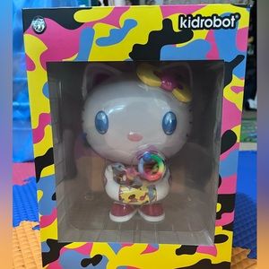 Hello kitty Kidrobot